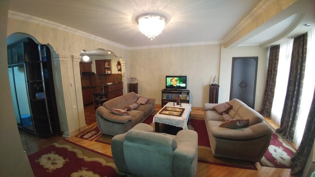 Gigi Apartments Batumi Kültér fotó